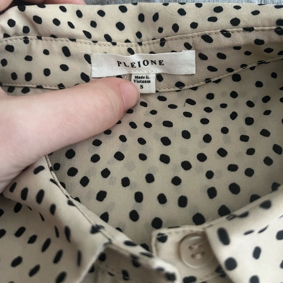 Pleione polka dot blouse - Picture 3 of 5